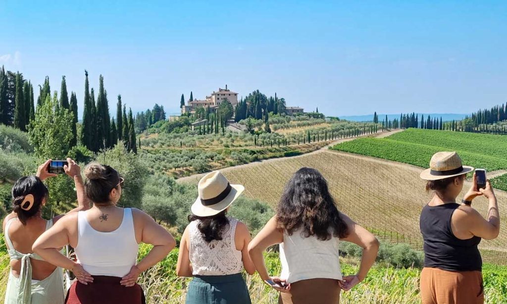 Taking photos in Tuscany